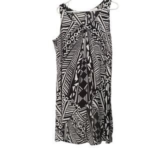 Spense Black and White Sleeveless Sundress